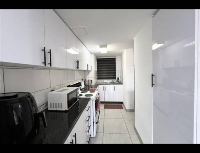 2 BEDROOM COMPLEX FOR SALE IN MEER EN SEE